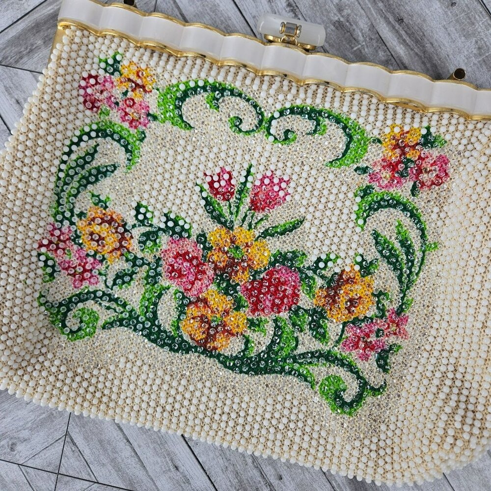 VINTAGE BEADED PURSE Clutch 60s Pearl Snap Closure NO HANDLE Grandma LAURA USA